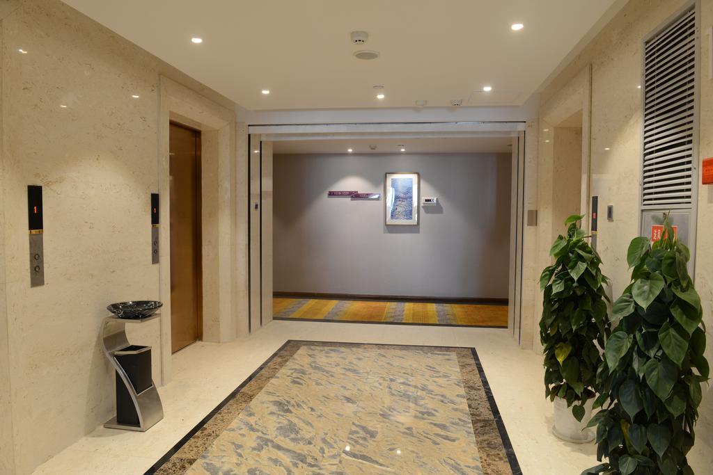 Yitel Ningbo Old Bund Hotel Exterior foto